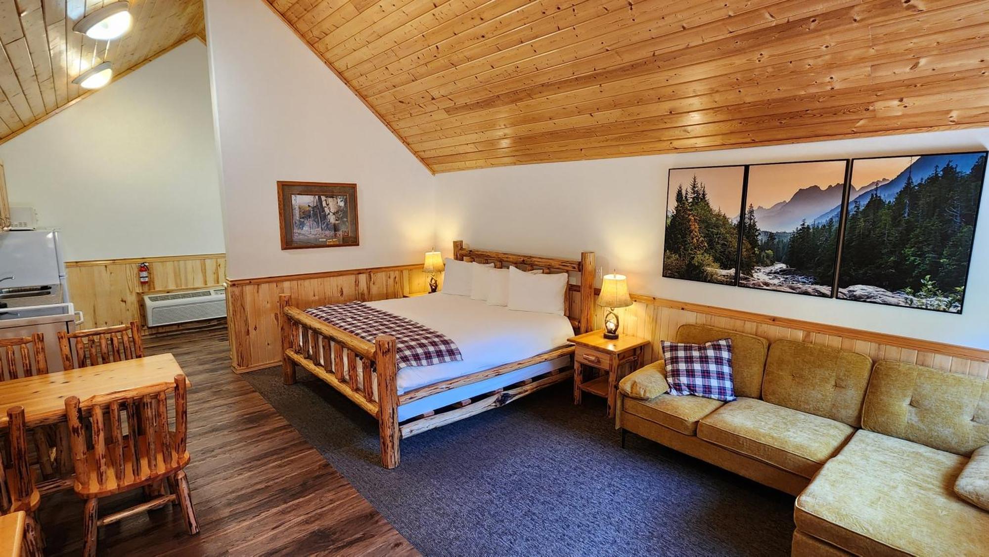 Beargrass Lodging & Rv Resort Hungry Horse Buitenkant foto