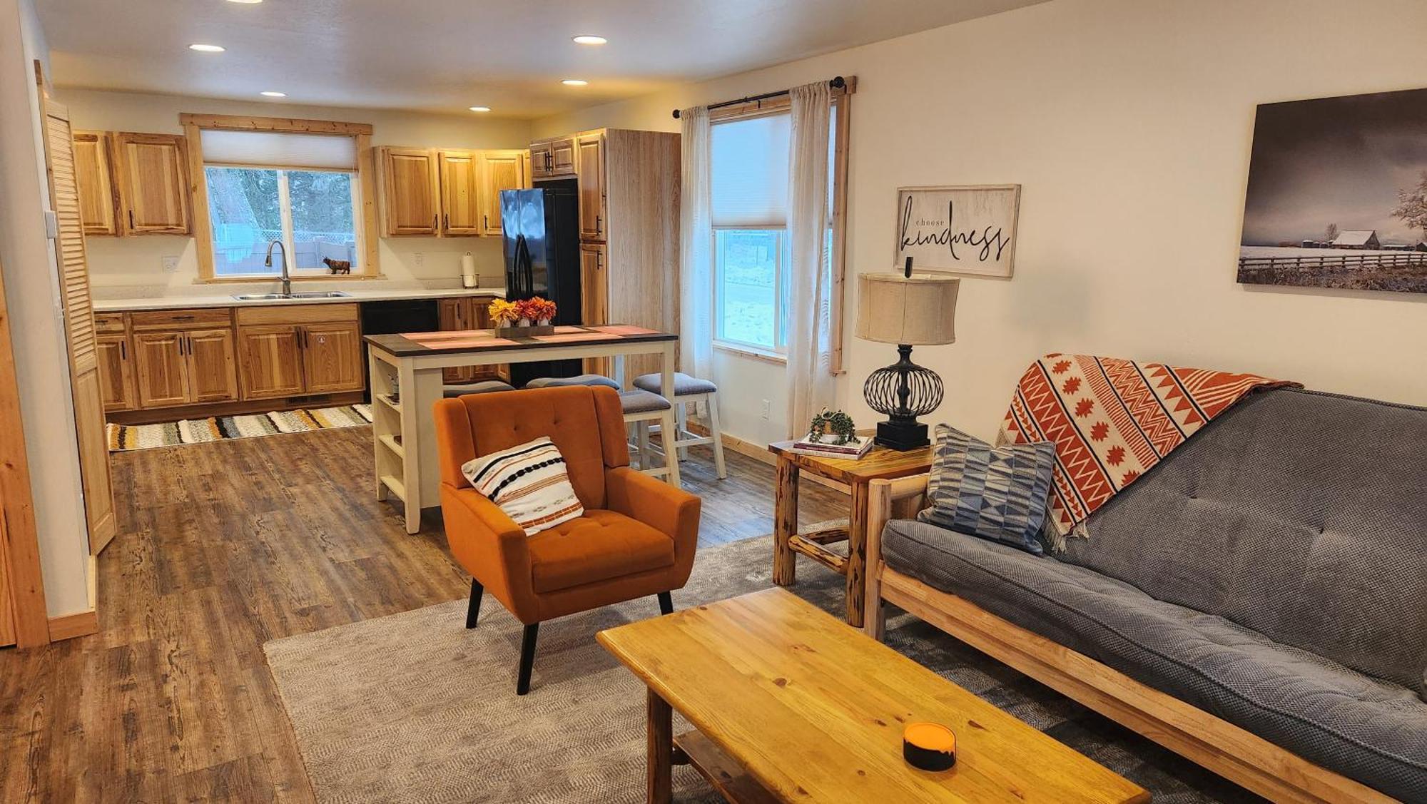 Beargrass Lodging & Rv Resort Hungry Horse Buitenkant foto