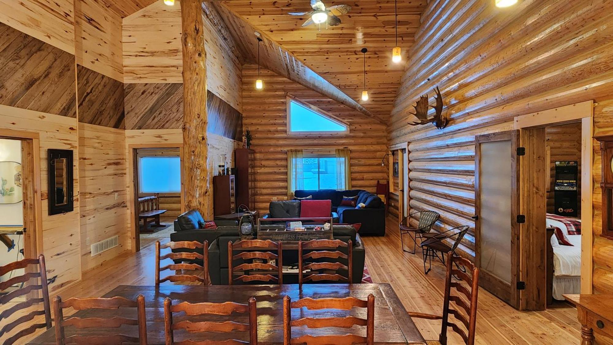 Beargrass Lodging & Rv Resort Hungry Horse Buitenkant foto