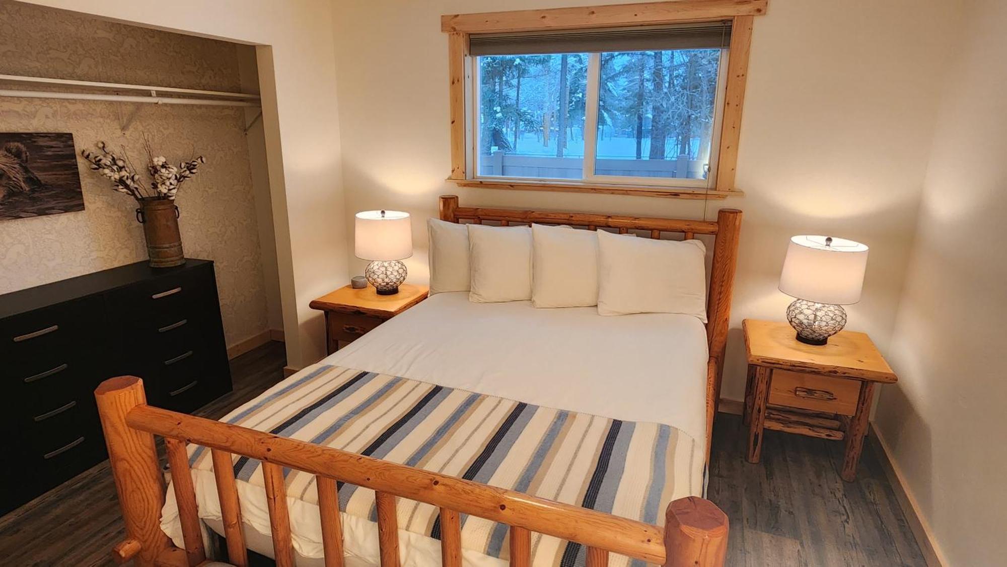 Beargrass Lodging & Rv Resort Hungry Horse Buitenkant foto