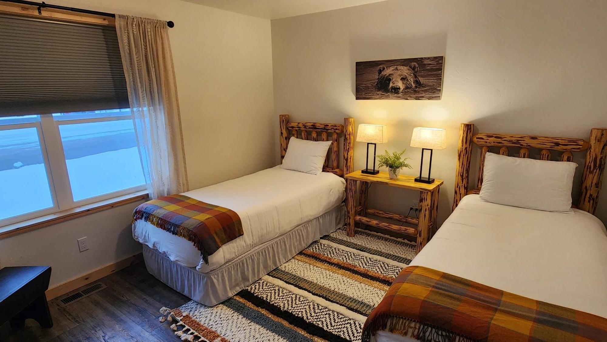 Beargrass Lodging & Rv Resort Hungry Horse Buitenkant foto