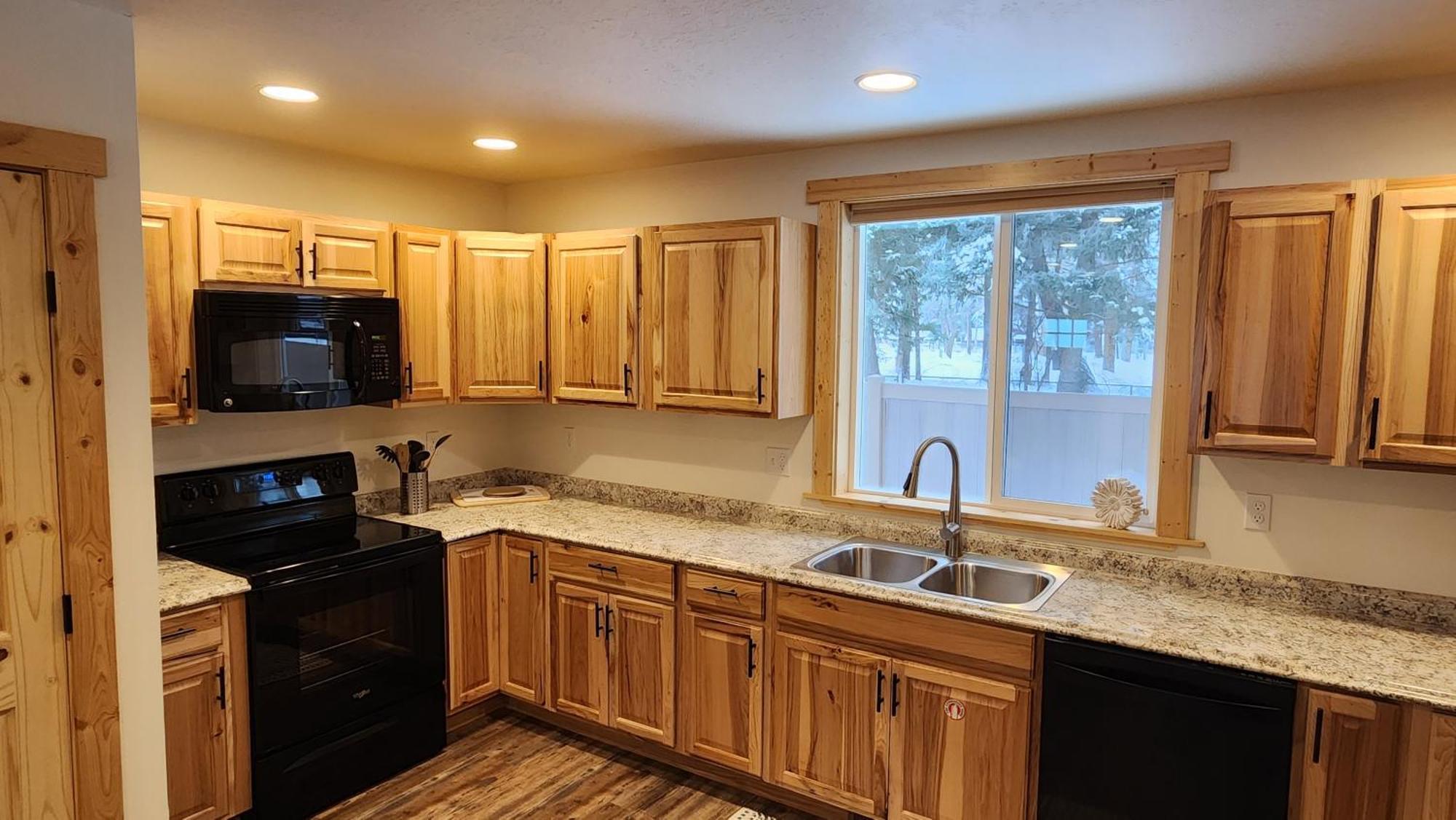 Beargrass Lodging & Rv Resort Hungry Horse Buitenkant foto
