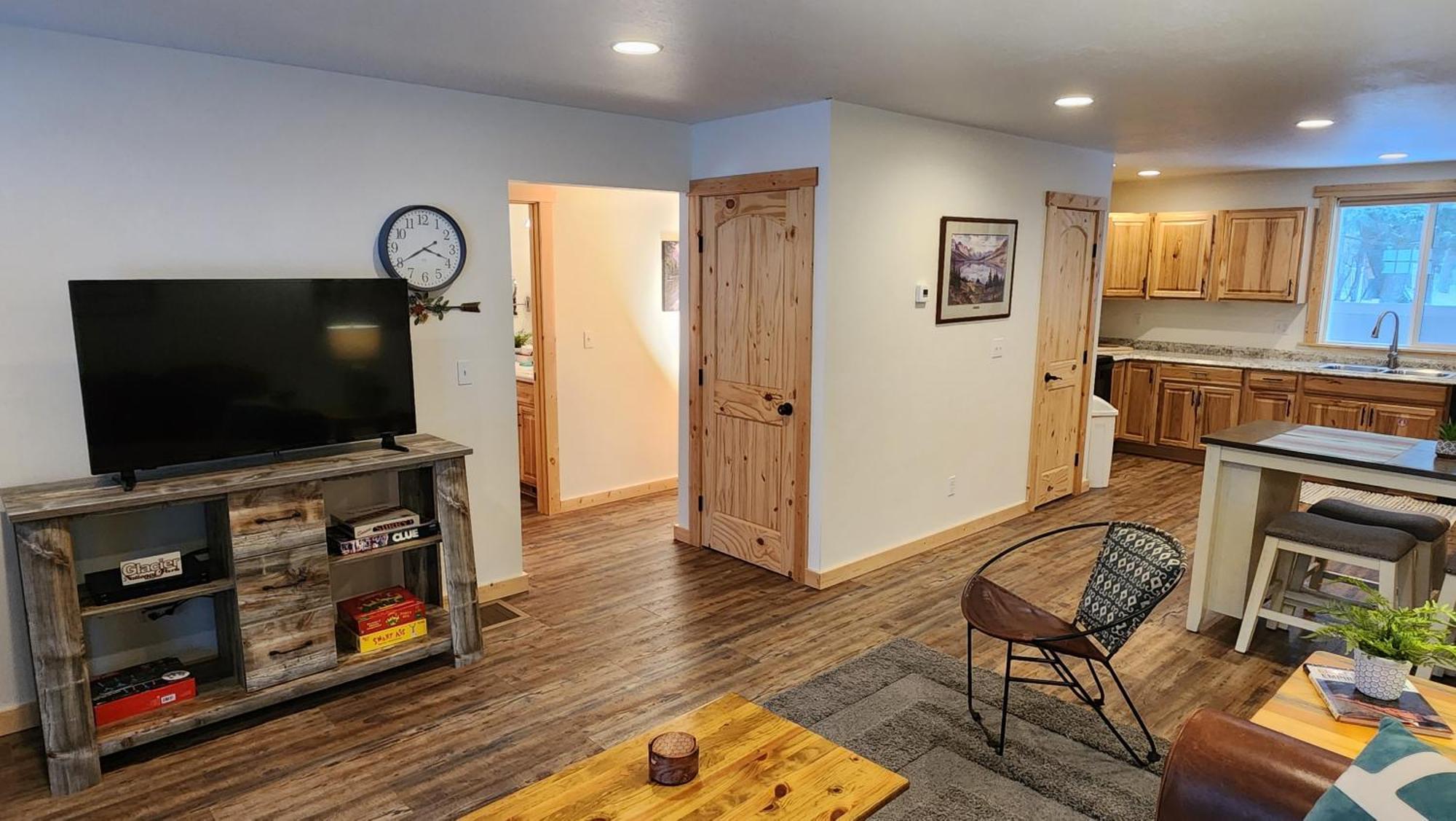 Beargrass Lodging & Rv Resort Hungry Horse Buitenkant foto