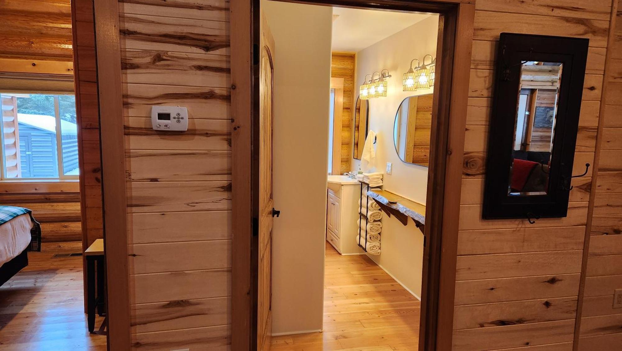 Beargrass Lodging & Rv Resort Hungry Horse Buitenkant foto